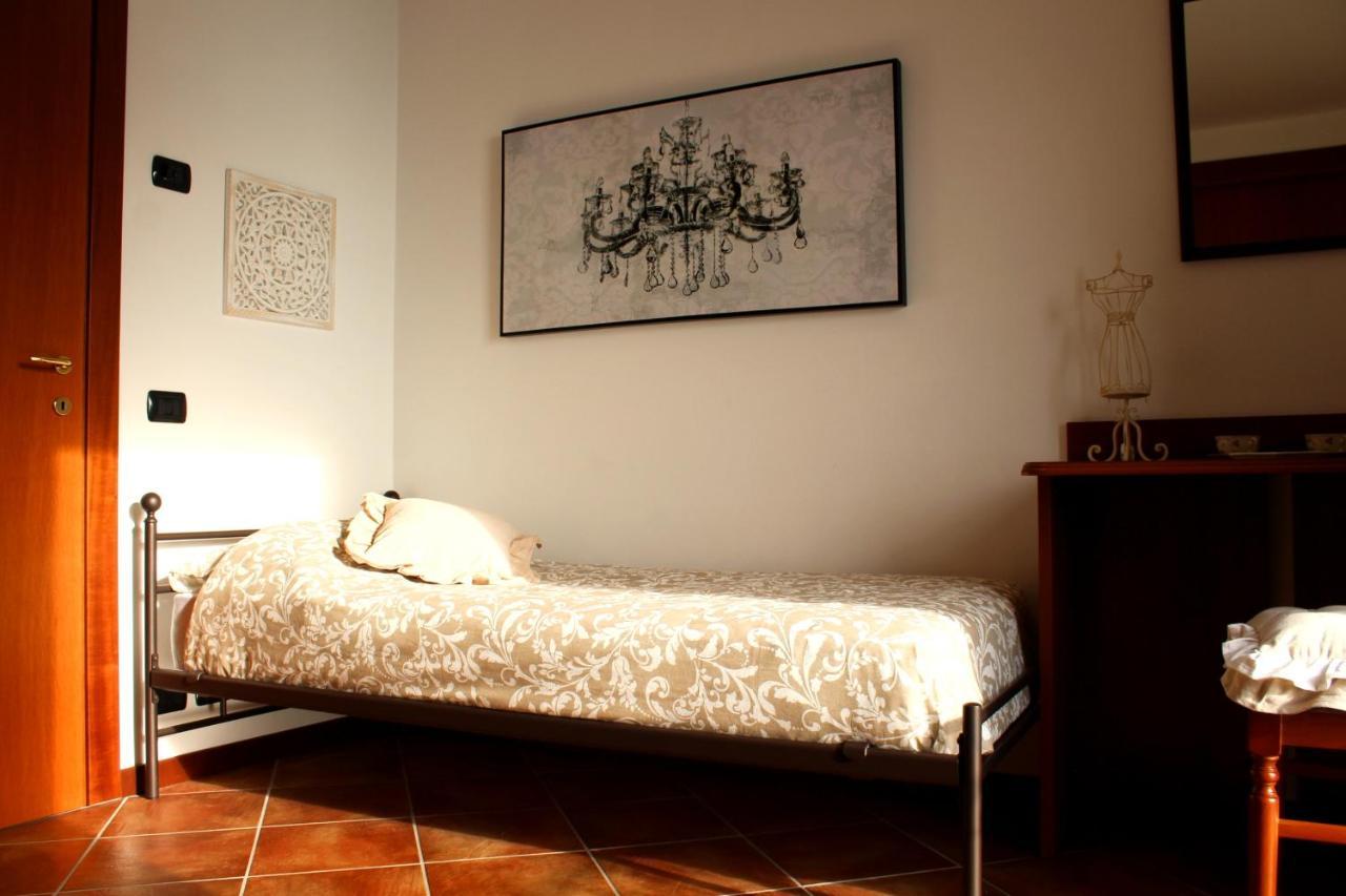 B&B Villa Regina Брунате Экстерьер фото